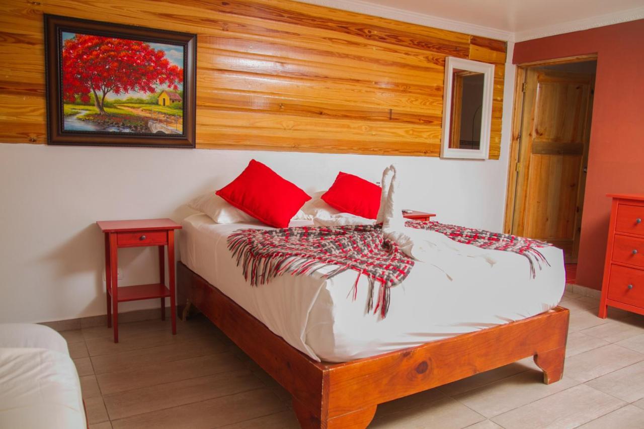 Hotel Colinas Del Rey Hato Mayor Del Rey 外观 照片