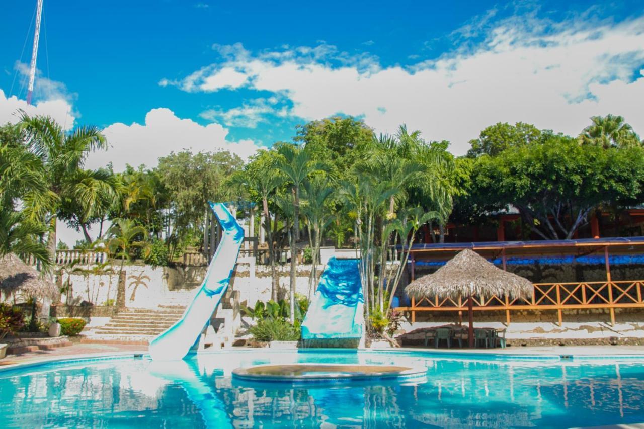 Hotel Colinas Del Rey Hato Mayor Del Rey 外观 照片